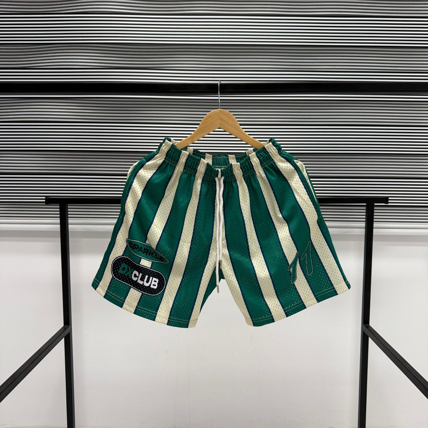 Big Hole Mesh Shorts