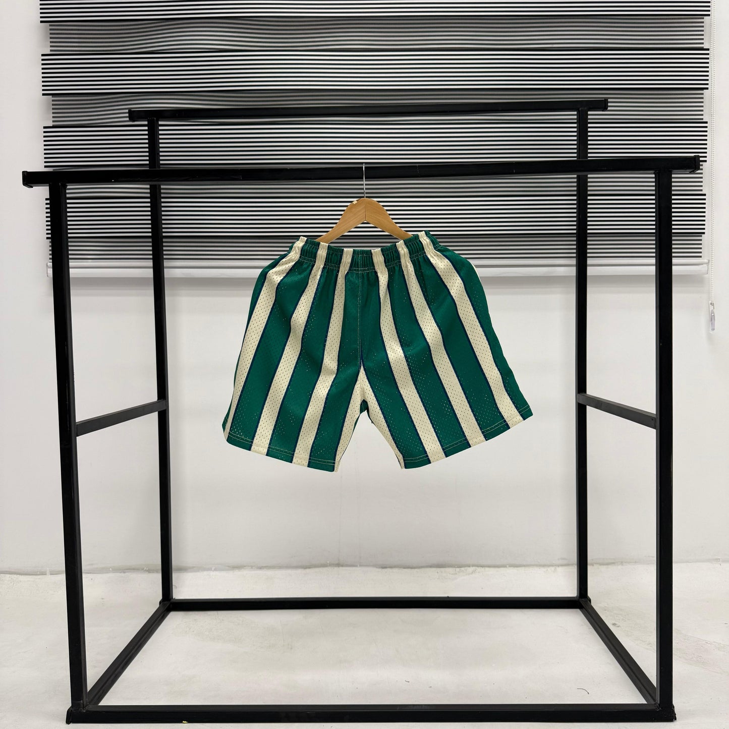 Big Hole Mesh Shorts